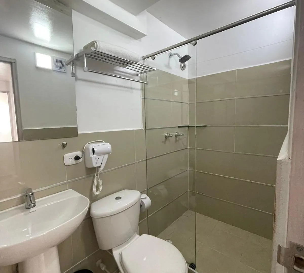 Hotel Hernandez Ctg Cartagena 3*,  Colombia