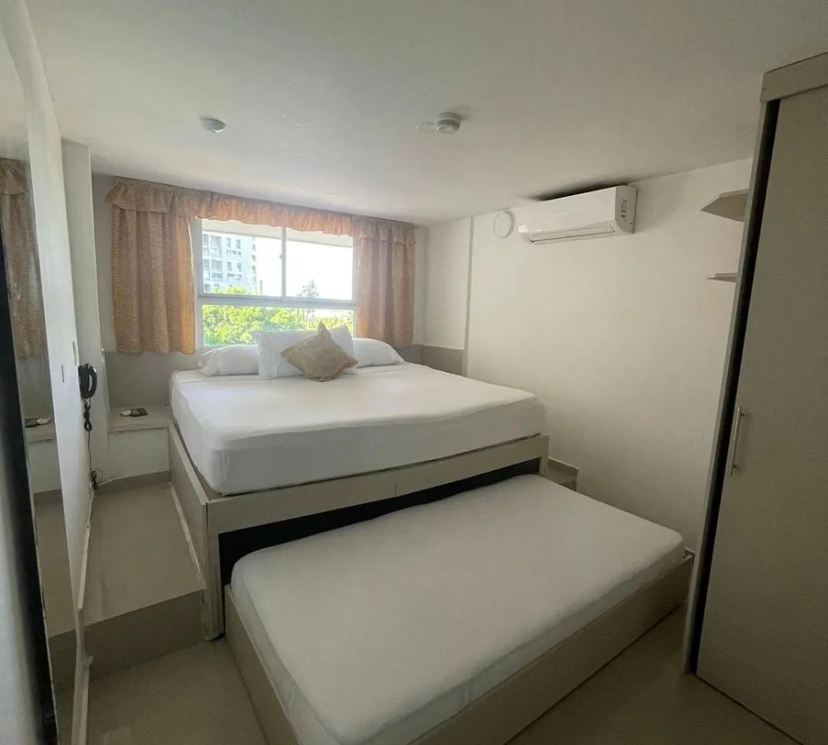 Hotel Hernandez Ctg Cartagena 3*,
